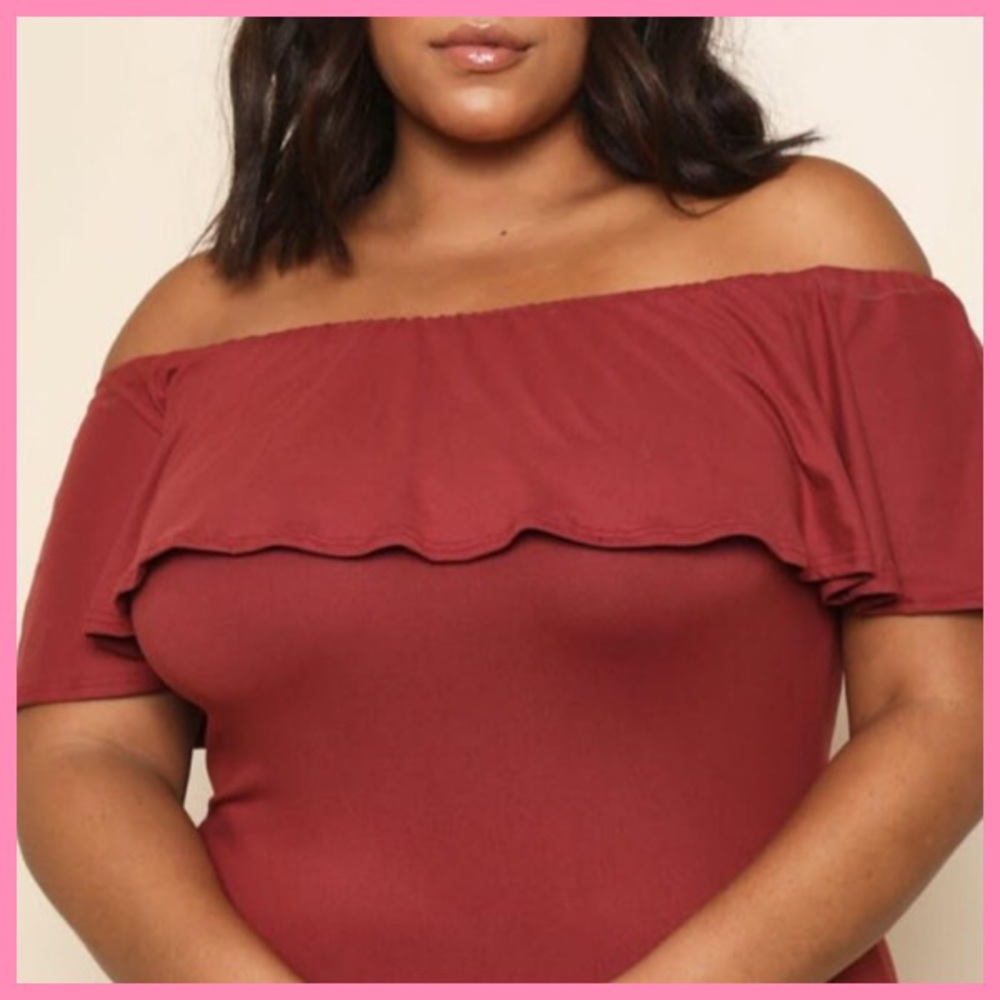 Off the shoulder top. {NWOT} 😻